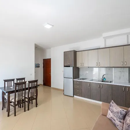 Soleluna Hotel Sarandë