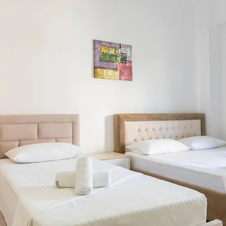 Soleluna 3* Sarandë