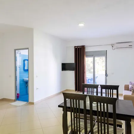 Soleluna 3* Sarandë